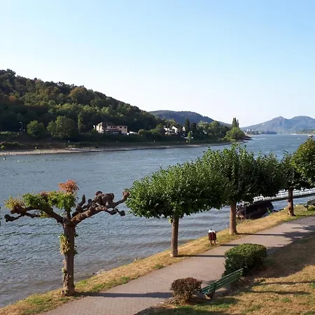 Romantisch Wohnen In Der Altstadt Von Линц-ам-Райн